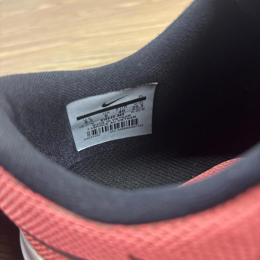 Women’s Nike Lunarlon Hot Pink Grip Bottom Golf Shoes Size 8.5 US 819040-600 - Picture 9 of 10